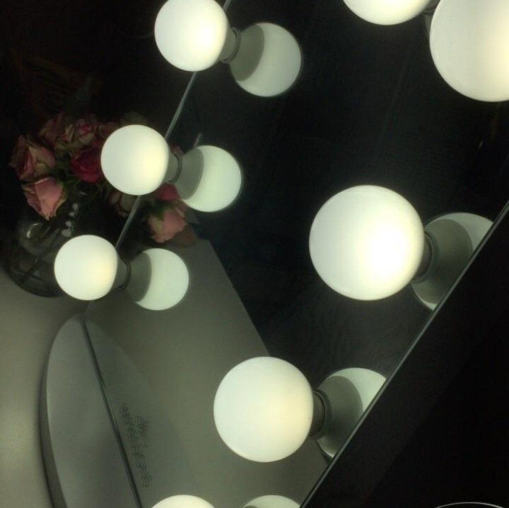 Impressions vanity